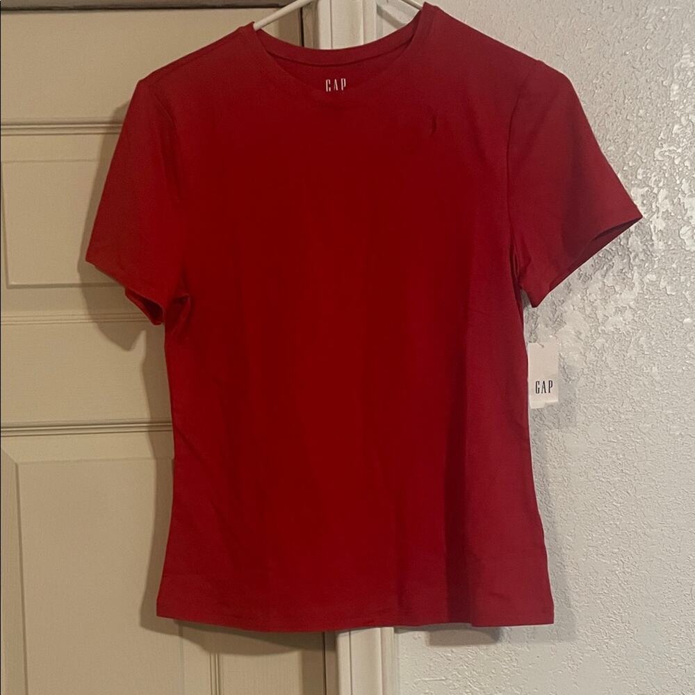 GAP Red Short Sleeve Kids Tee Youth Large Closeknit NWT